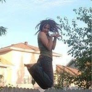 Meet your Posher, Adelle